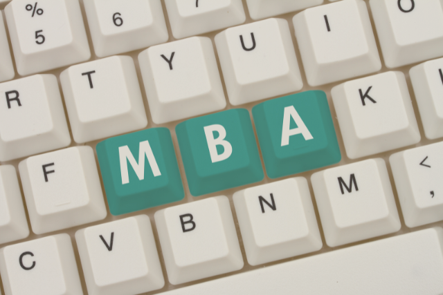 How to choose an education consultancy in Navi Mumbai for online MBA